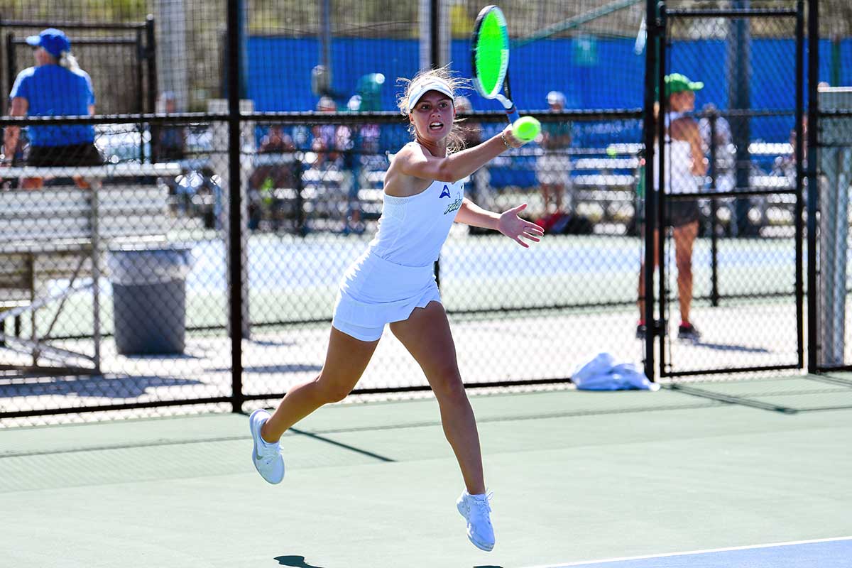 FGCU student-athlete Amelia Kopel